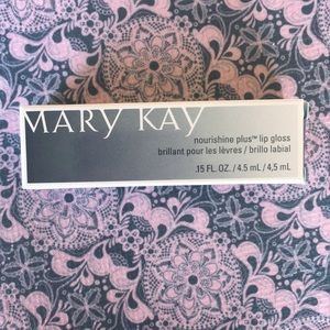Mary Kay NouriShine Plus Lip Gloss